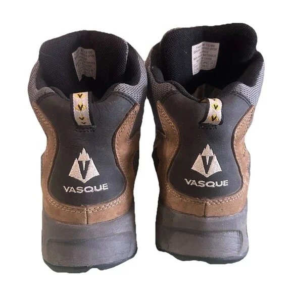 VASQUE Breeze GoreTex Mens 13M Hiking BootsBrown Leather Nubuck Vibram 7462
